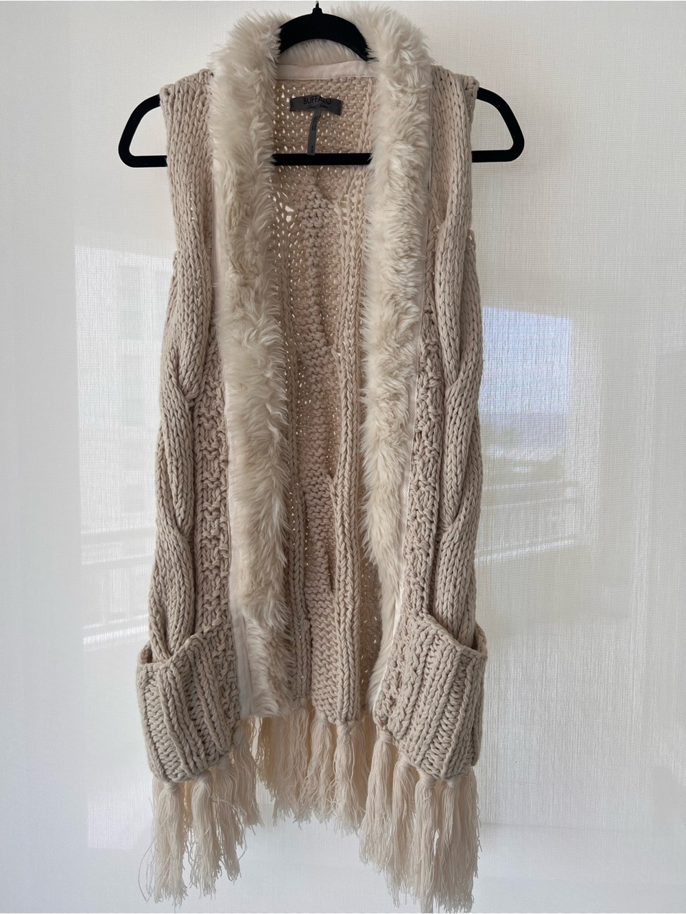 Buffalo David Bitton - Cozy Fringe Faux-Fur Trim Cable Knit Vest - Cream